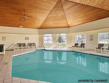 Super 8 By Wyndham Hotel Reedsburg